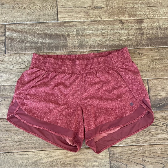 Athleta Printed Mesh Racer Run short - 4” - Picture 3 of 7